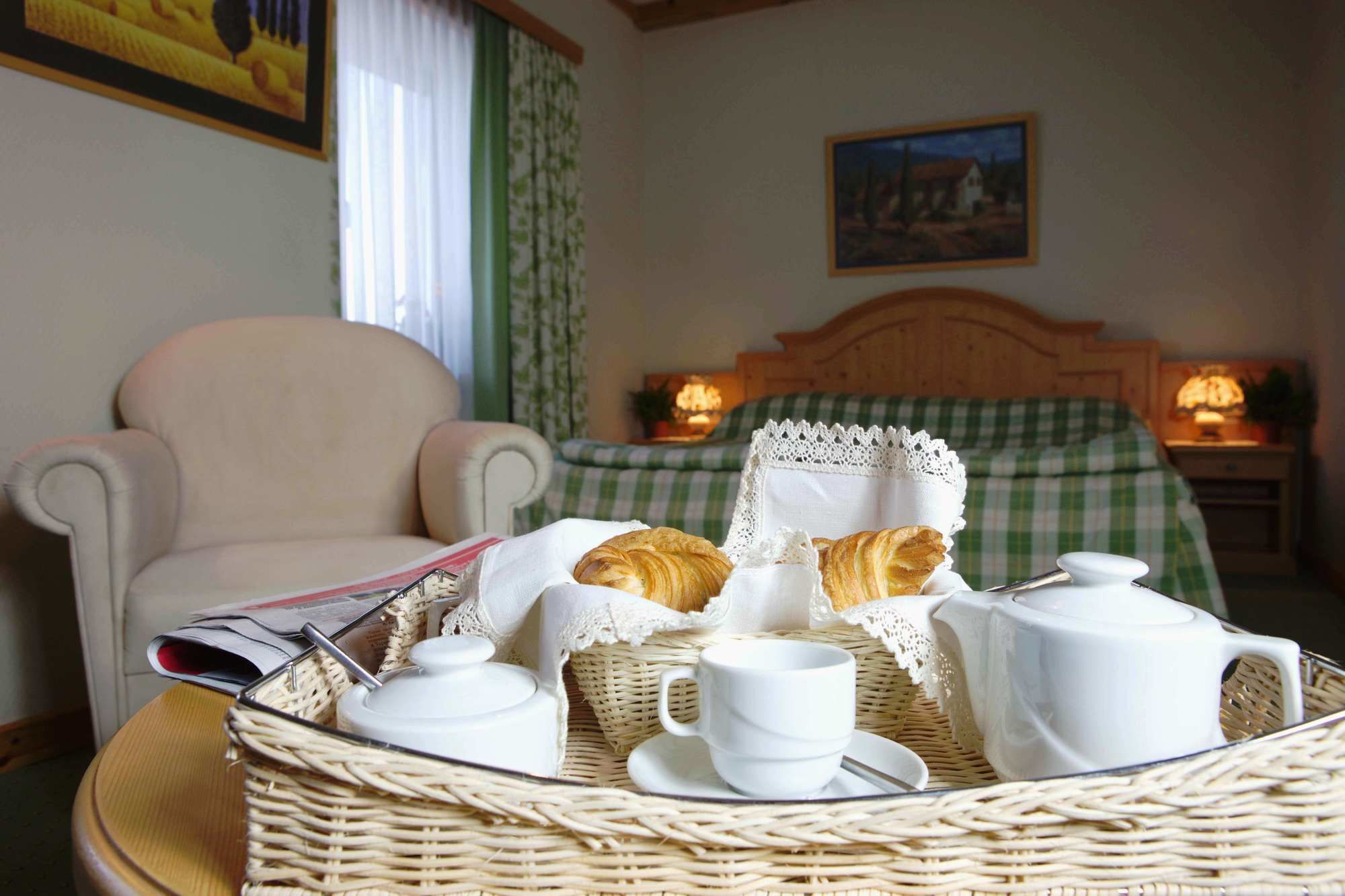 Landhaus Hotel Brovari Kültér fotó